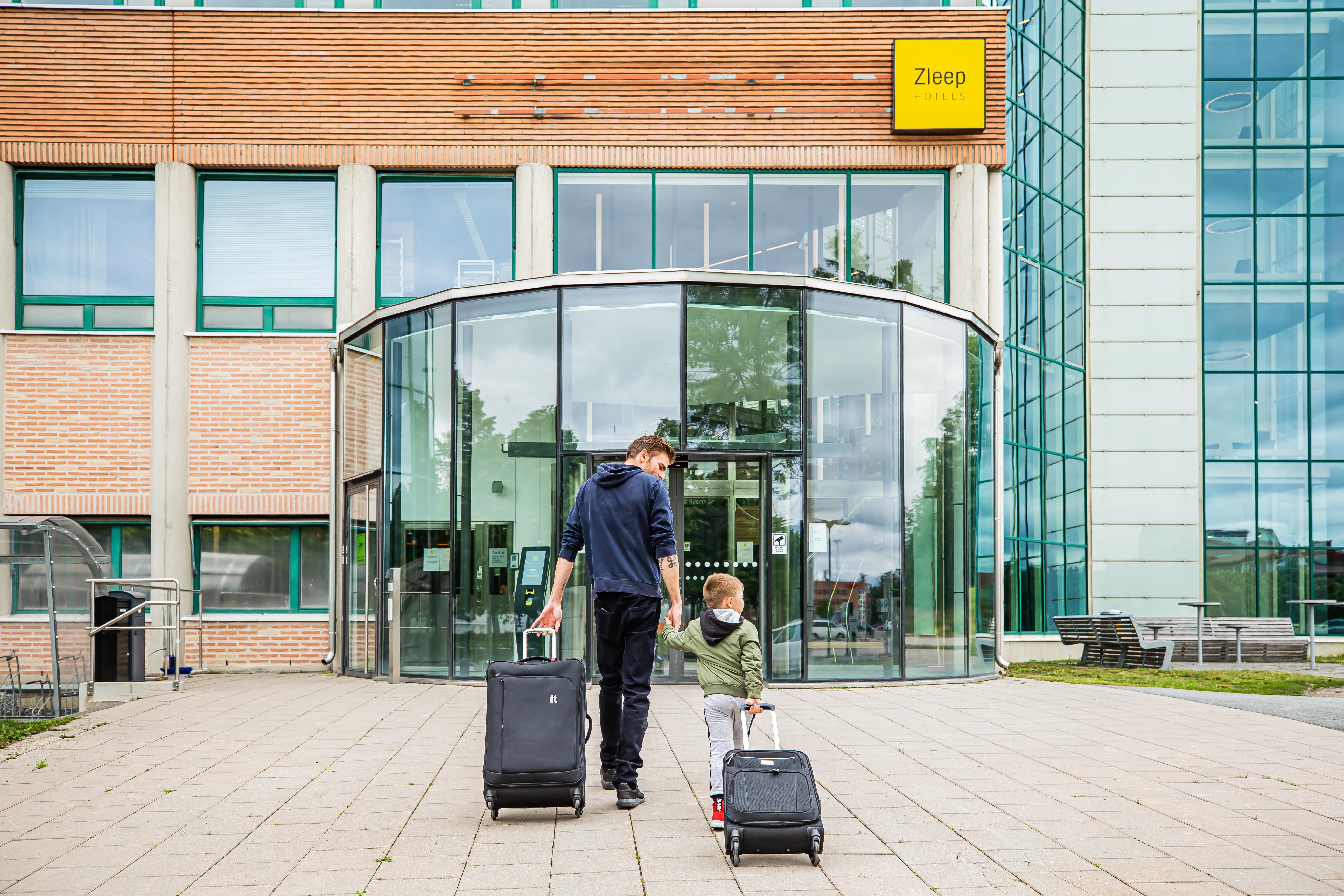 First Hotel Stockholm North Upplands-Väsby Exterior foto