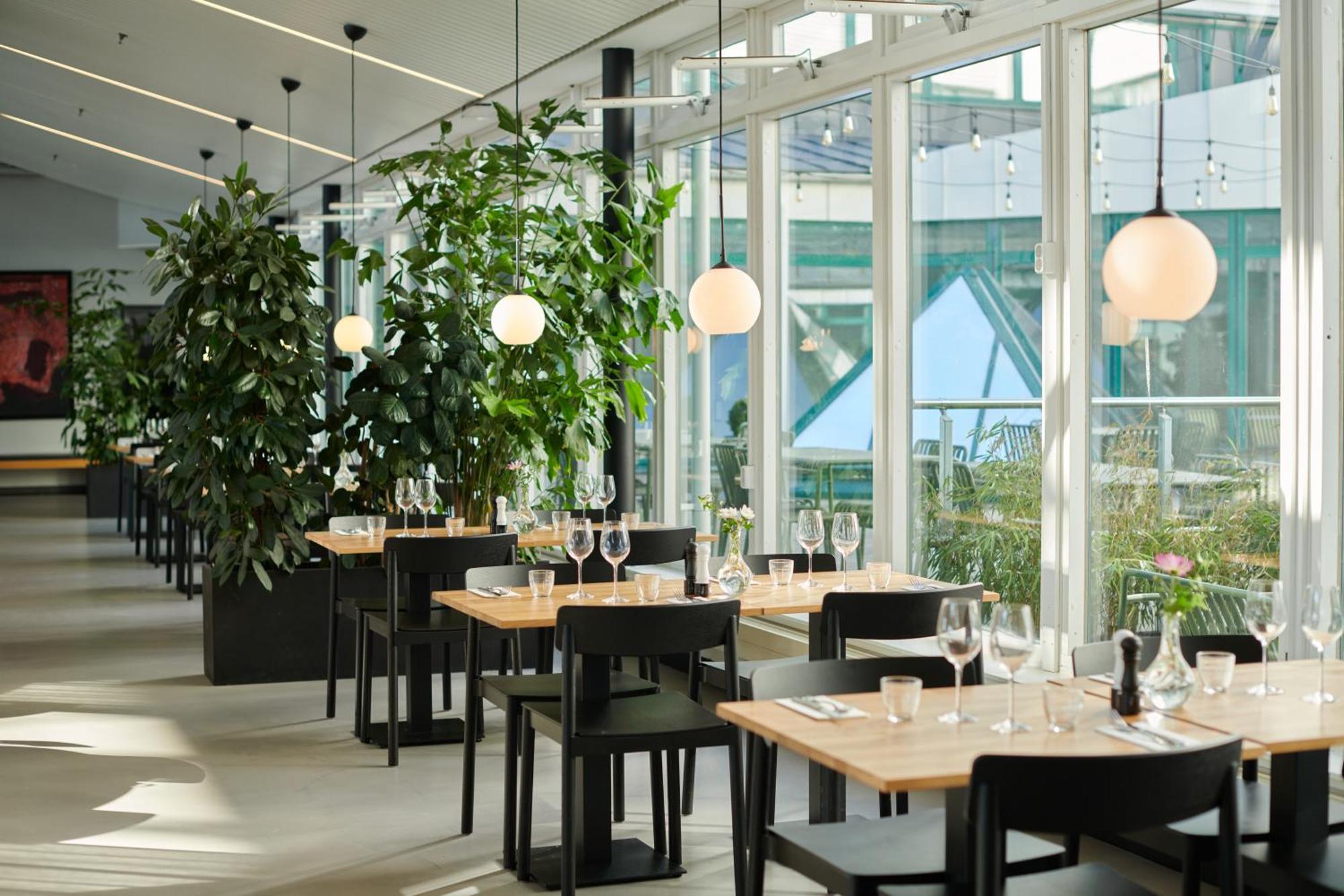First Hotel Stockholm North Upplands-Väsby Exterior foto
